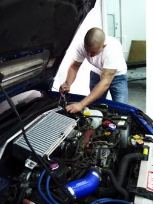 Автосервис или своими руками?